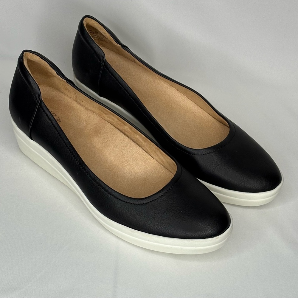 Naturalizer Black & White Sam Slip-On Wedge Pumps, 11 - Picture 2 of 11